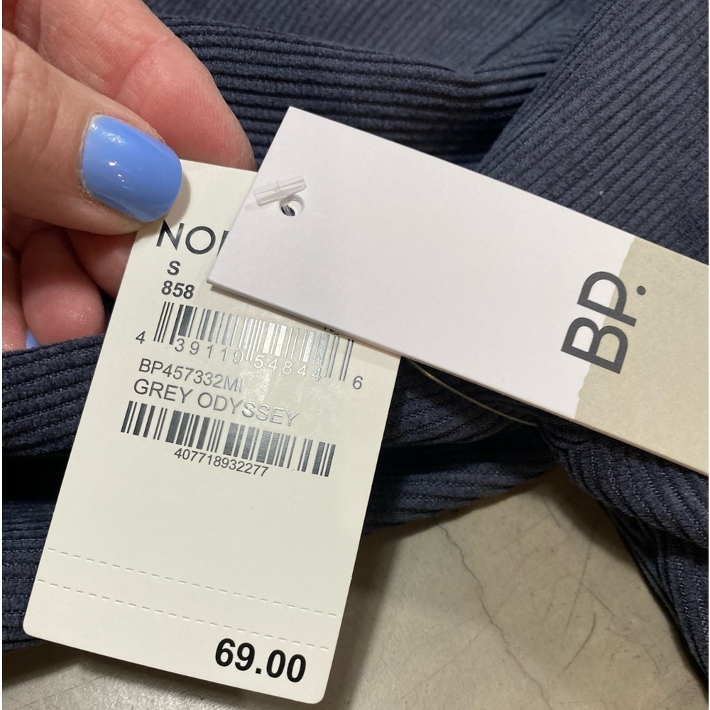 LIGHTWEIGHT corduroy top by BP from NORDSTROM 💙3rd pic is most accurate color!💙 - Picture 5 of 9
